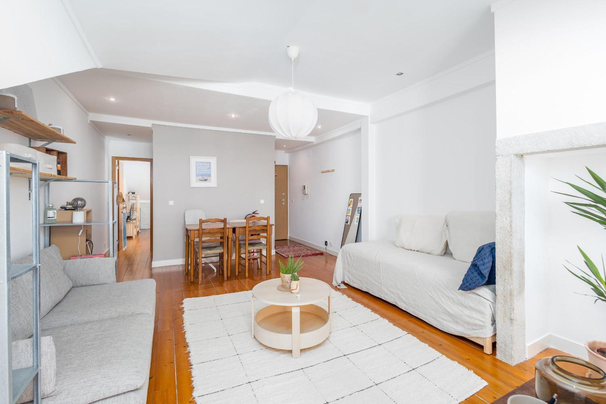 Beguest Nico's Apartment